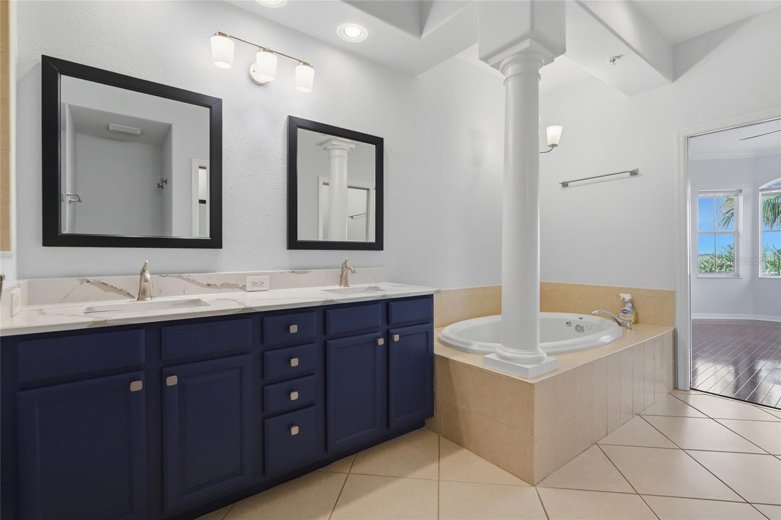 Townhouse at 8703 SUNRISE JIB WAY, TAMPA, photo 31 of 57