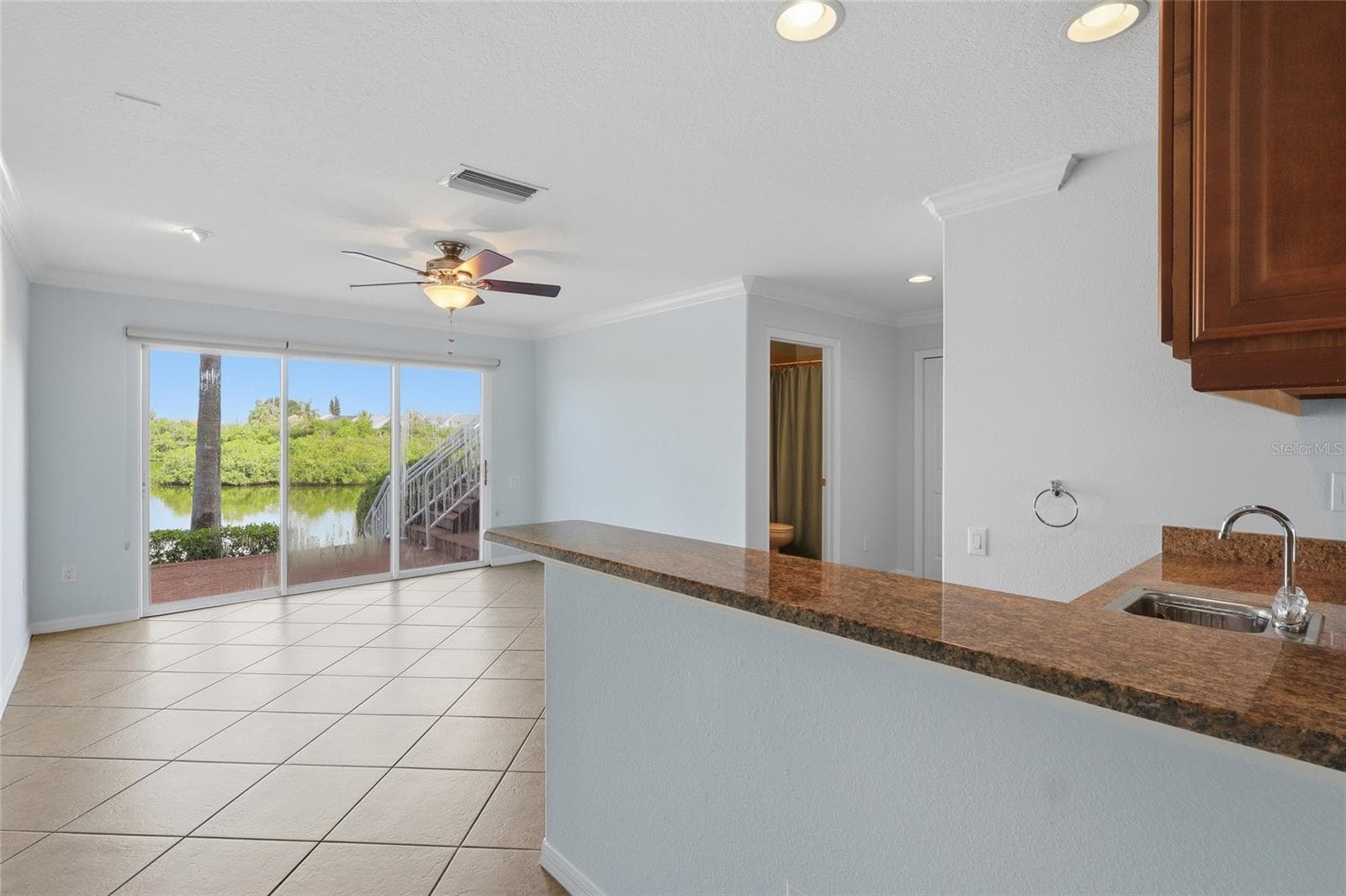 Townhouse at 8703 SUNRISE JIB WAY, TAMPA, photo 37 of 57