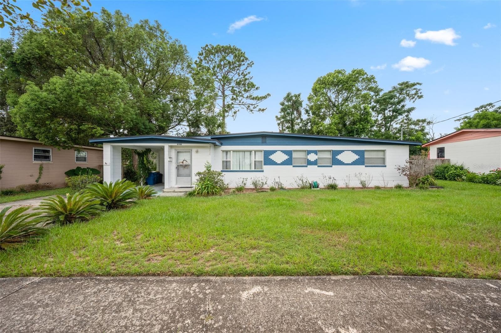 3722 HOOVER LN