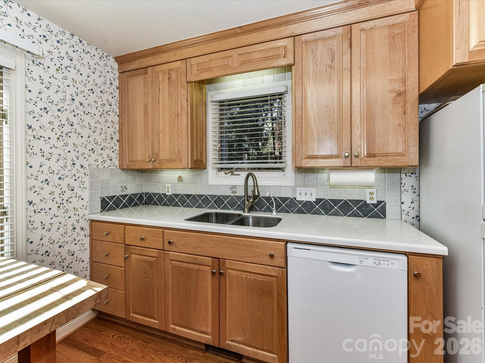 Single Family Residence at 7769 Dellinger Road, Denver, photo 10 of 35