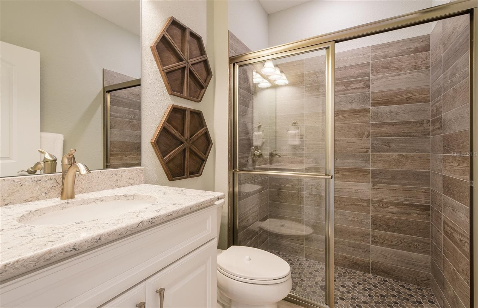 Model Home Design Only. Pictures and furnishings are for illustrative purposes only. Elevations, colors and options may vary. Furniture is for model home staging only. - 9166 PACIFIC PALMS AVENUE, MELBOURNE