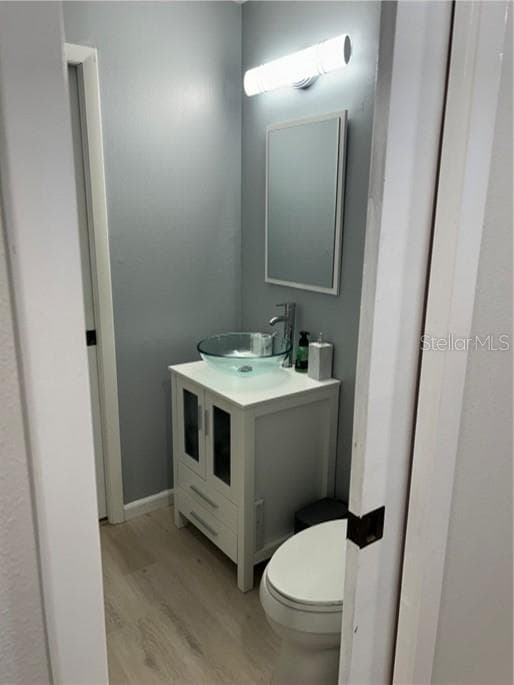 common bath room w/shower - 1488 JUPITER RD, VENICE
