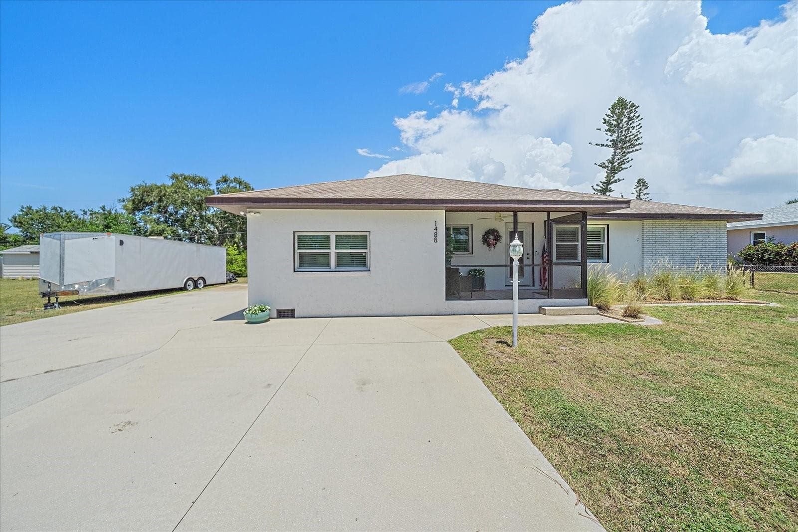 parking and rv / trailer park pad, front of house - 1488 JUPITER RD, VENICE
