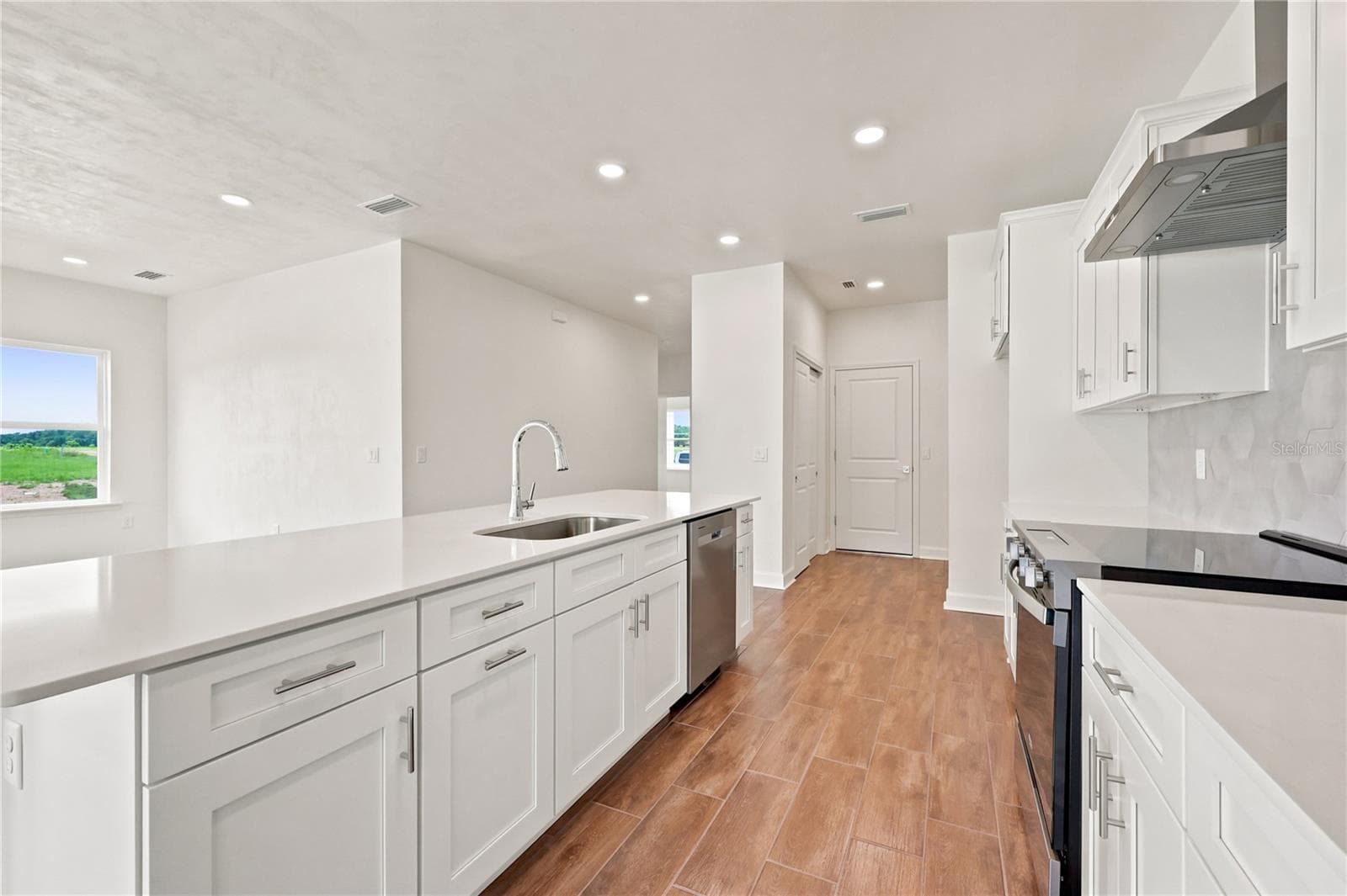 Single Family Residence at 21006 SW 1ST PL, NEWBERRY, photo 11 of 32