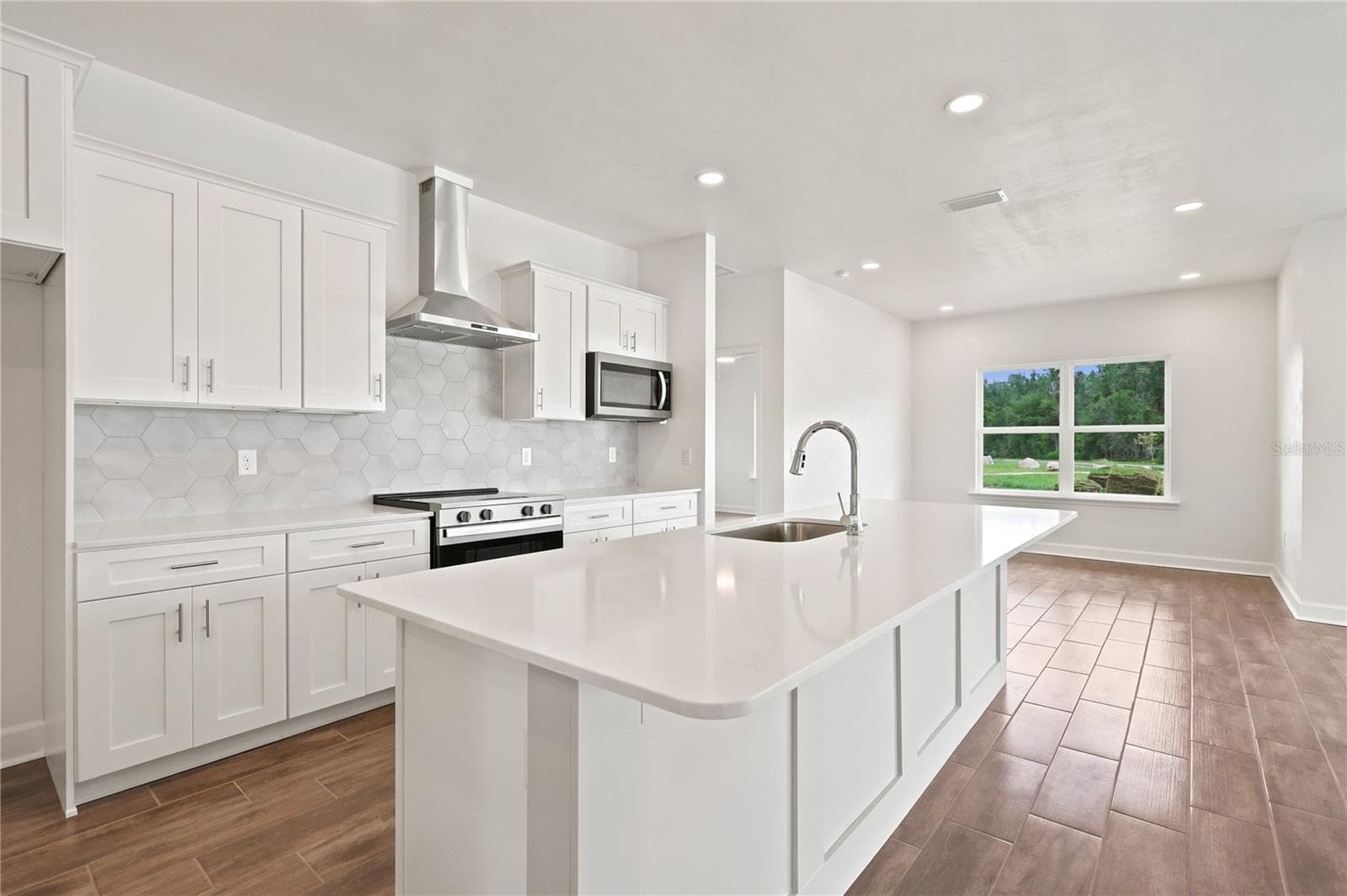 Single Family Residence at 21006 SW 1ST PL, NEWBERRY, photo 13 of 32