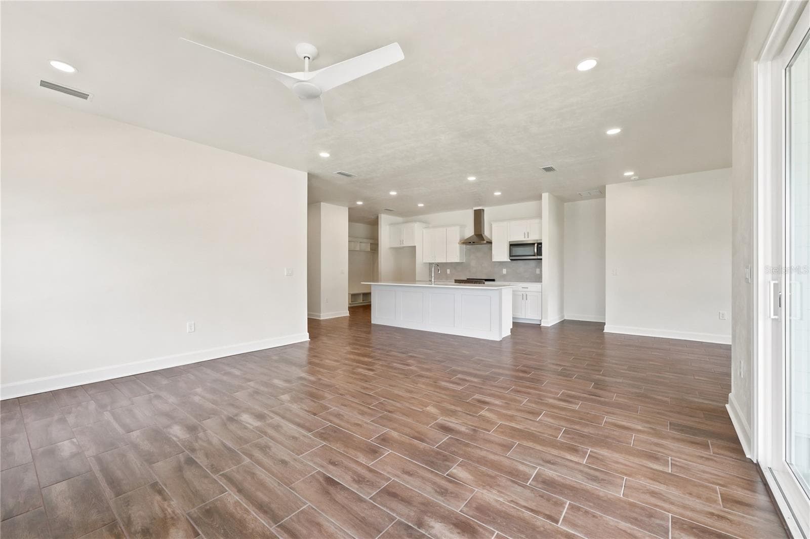 Single Family Residence at 21006 SW 1ST PL, NEWBERRY, photo 15 of 32