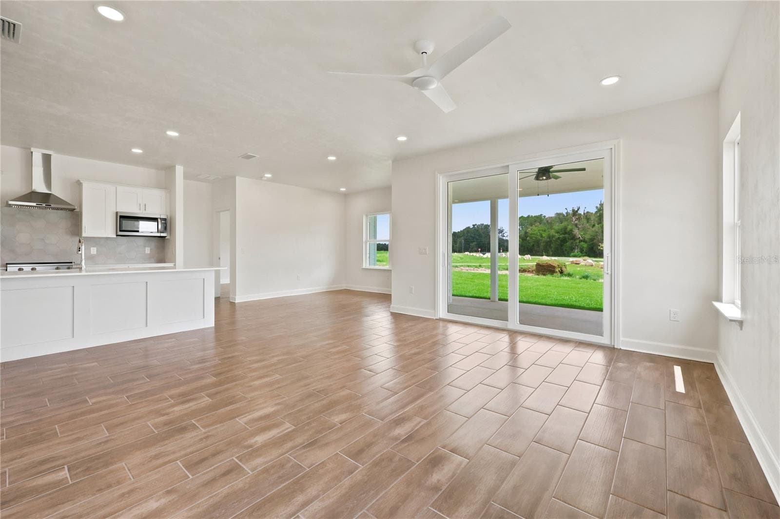 Single Family Residence at 21006 SW 1ST PL, NEWBERRY, photo 16 of 32