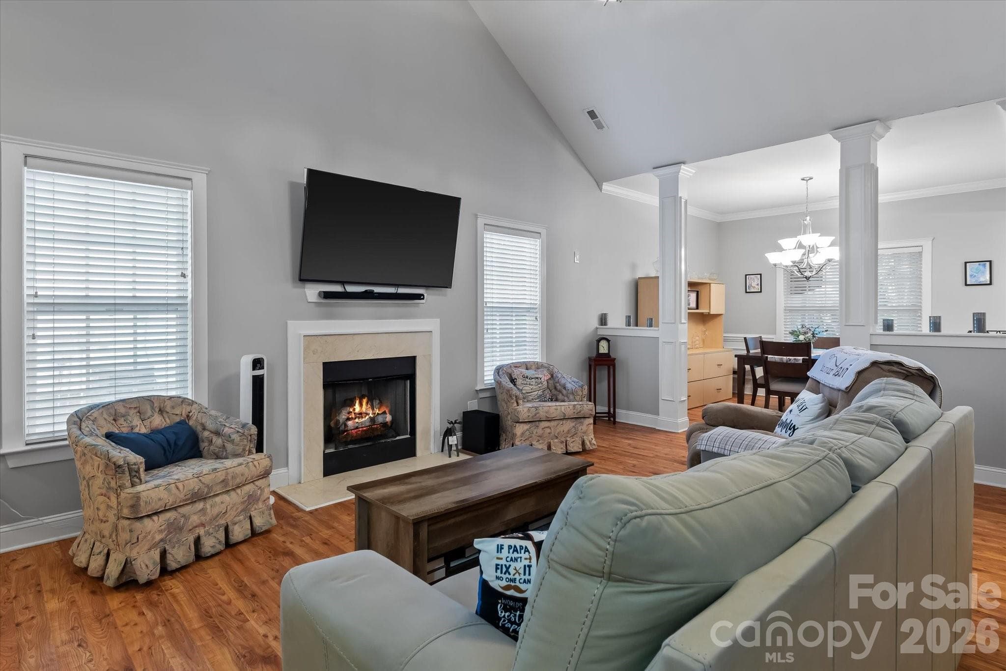 Single Family Residence at 13502 Glencreek Lane, Huntersville, photo 5 of 34