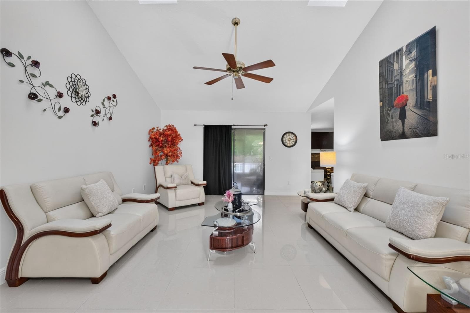 Single Family Residence at 2144 MAJESTIC WOODS BLVD, APOPKA, photo 4 of 47