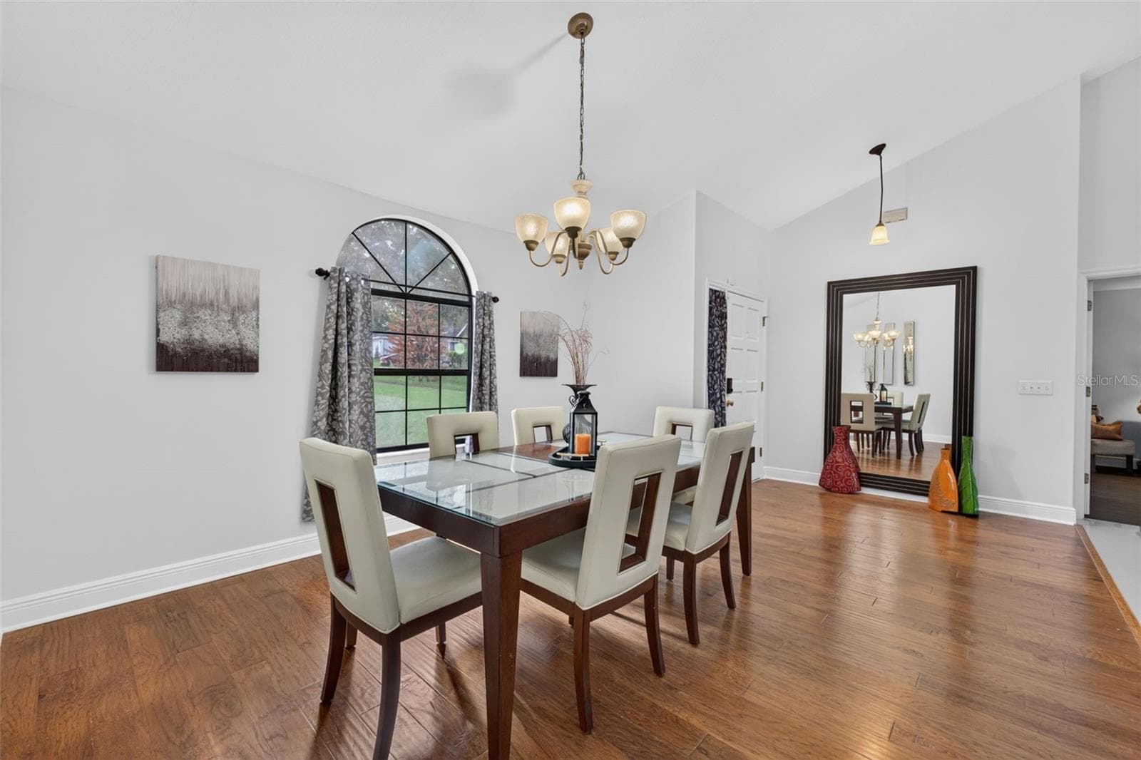 Single Family Residence at 2144 MAJESTIC WOODS BLVD, APOPKA, photo 5 of 47