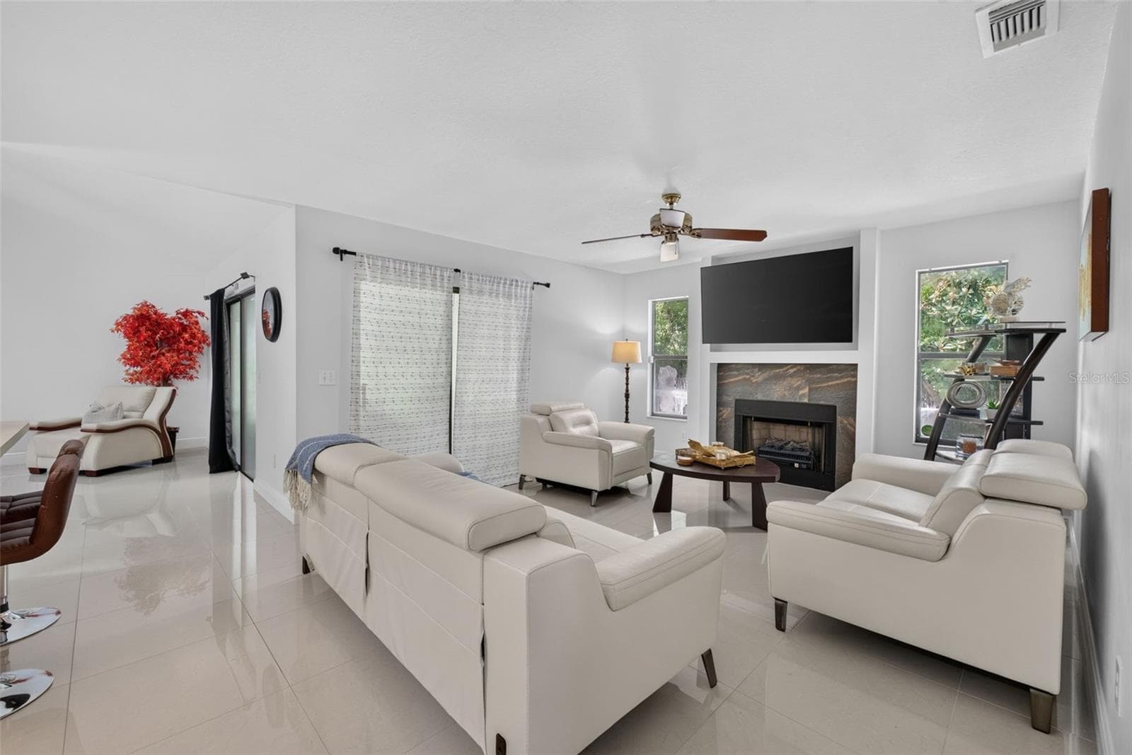 Single Family Residence at 2144 MAJESTIC WOODS BLVD, APOPKA, photo 15 of 47