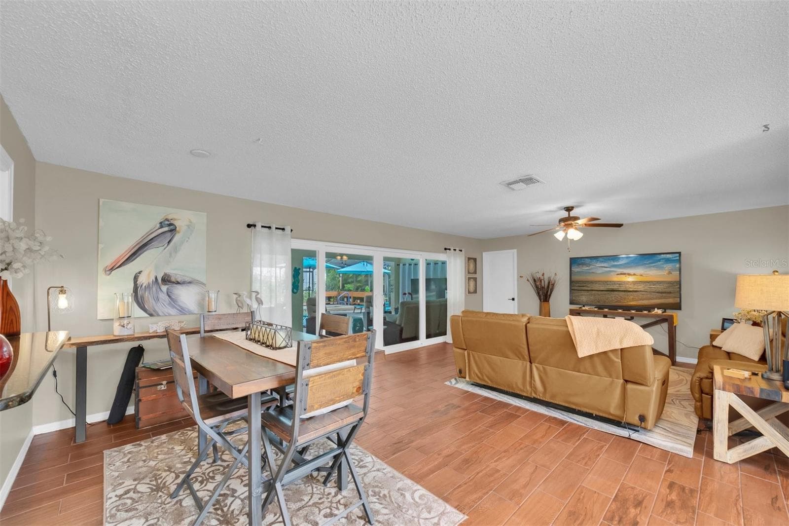 Single Family Residence at 207 AMESBURY CIR, SUN CITY CENTER, photo 8 of 53