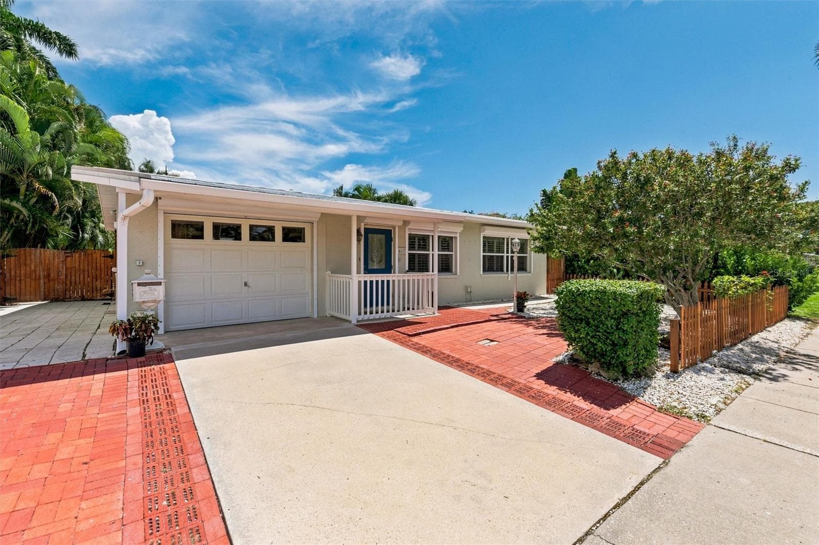 Single Family Residence at 617 W OLYMPIA AVE, PUNTA GORDA, photo 11 of 65