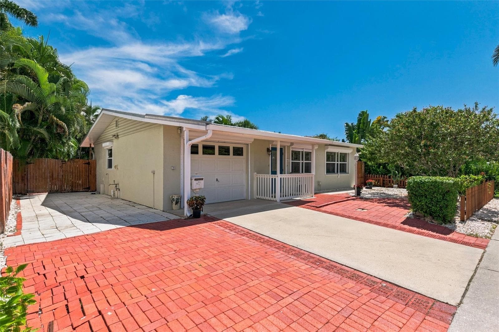 Single Family Residence at 617 W OLYMPIA AVE, PUNTA GORDA, photo 37 of 65