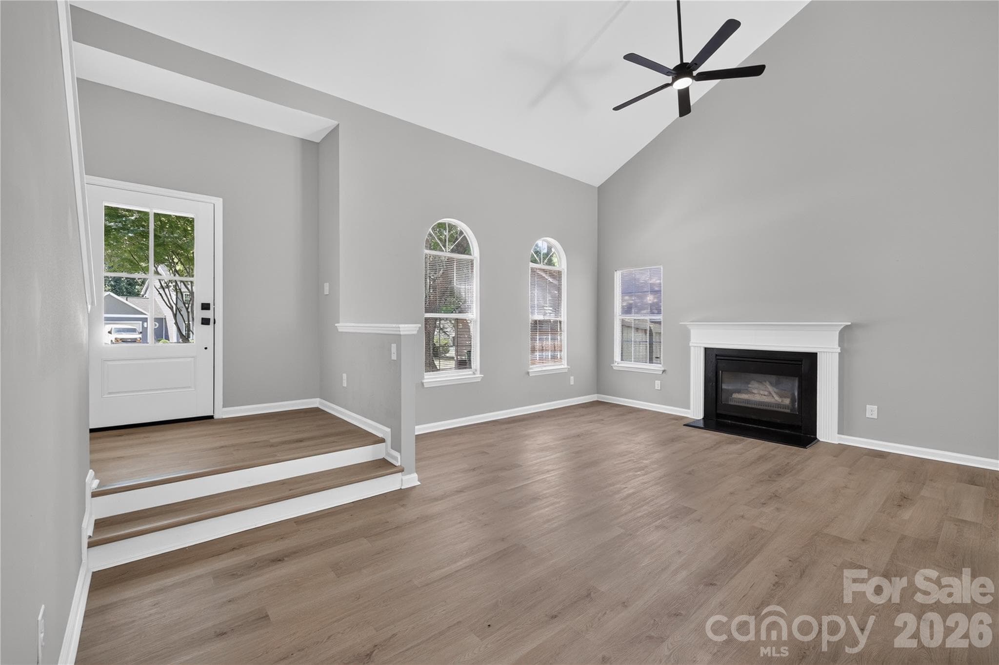 Single Family Residence at 702 Foxborough Road, Charlotte, photo 2 of 28