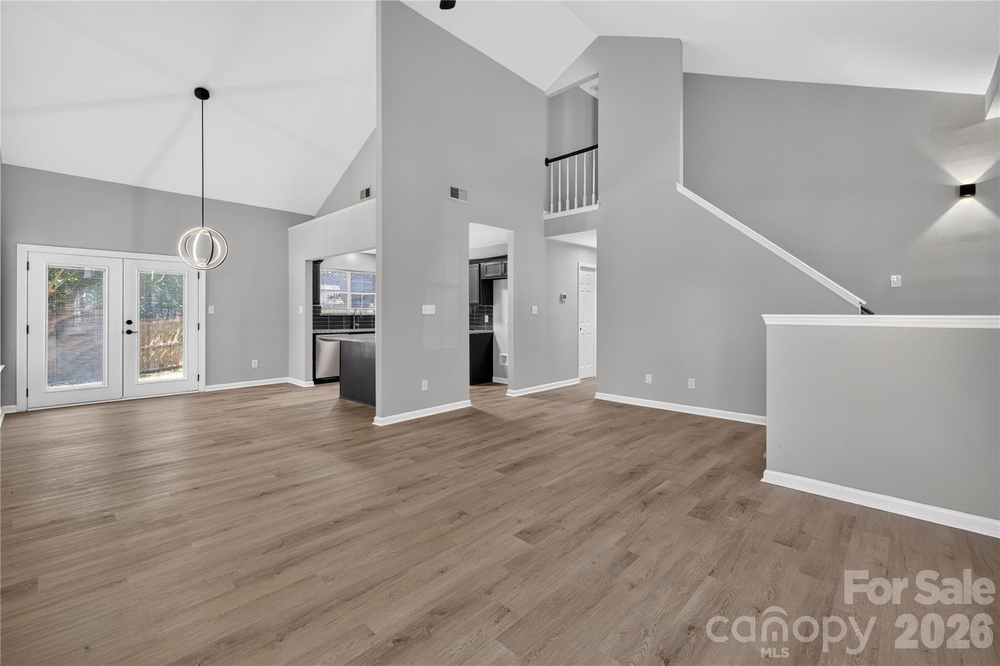Single Family Residence at 702 Foxborough Road, Charlotte, photo 3 of 28