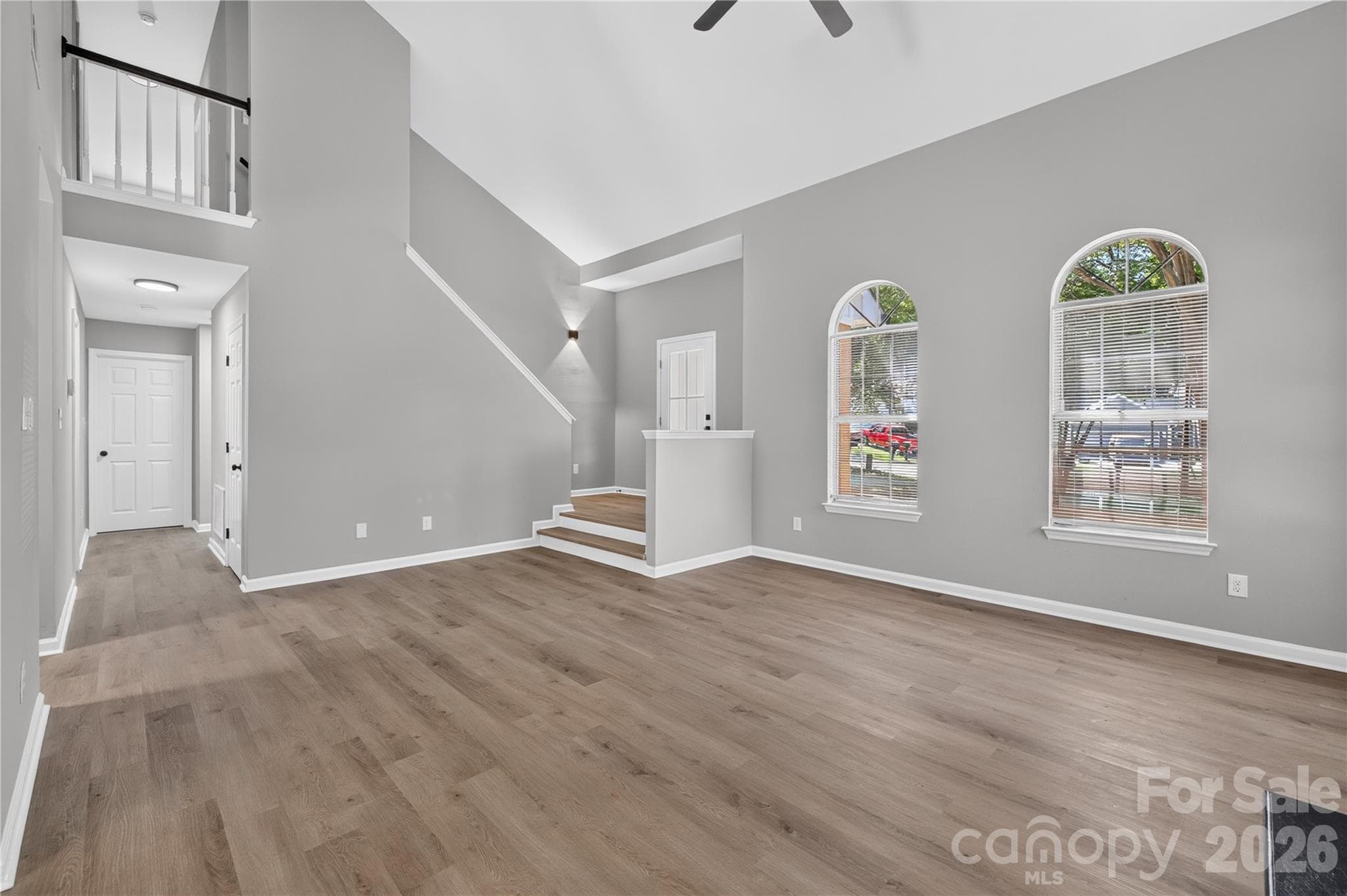 Single Family Residence at 702 Foxborough Road, Charlotte, photo 4 of 28
