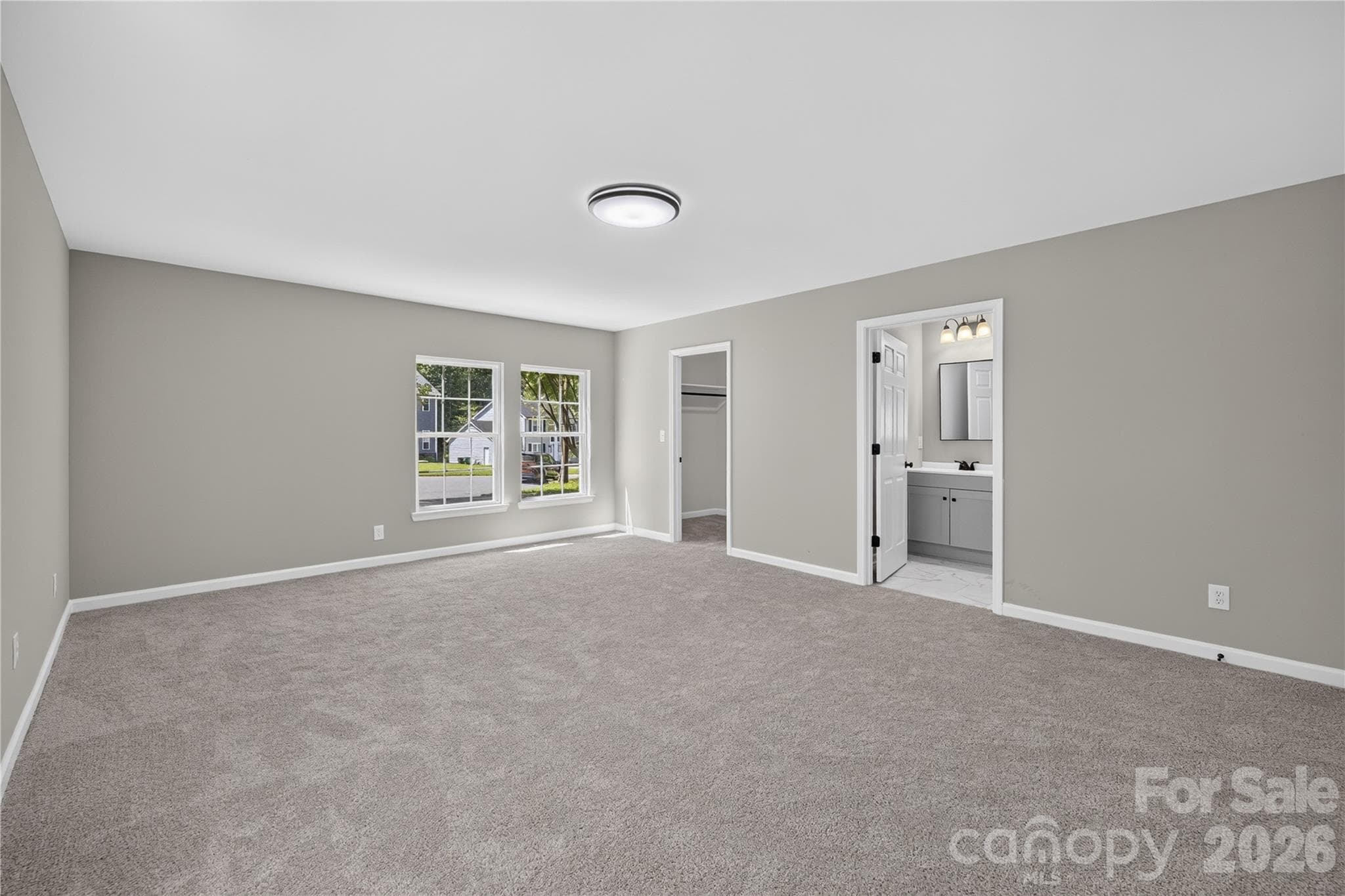 Single Family Residence at 702 Foxborough Road, Charlotte, photo 12 of 28