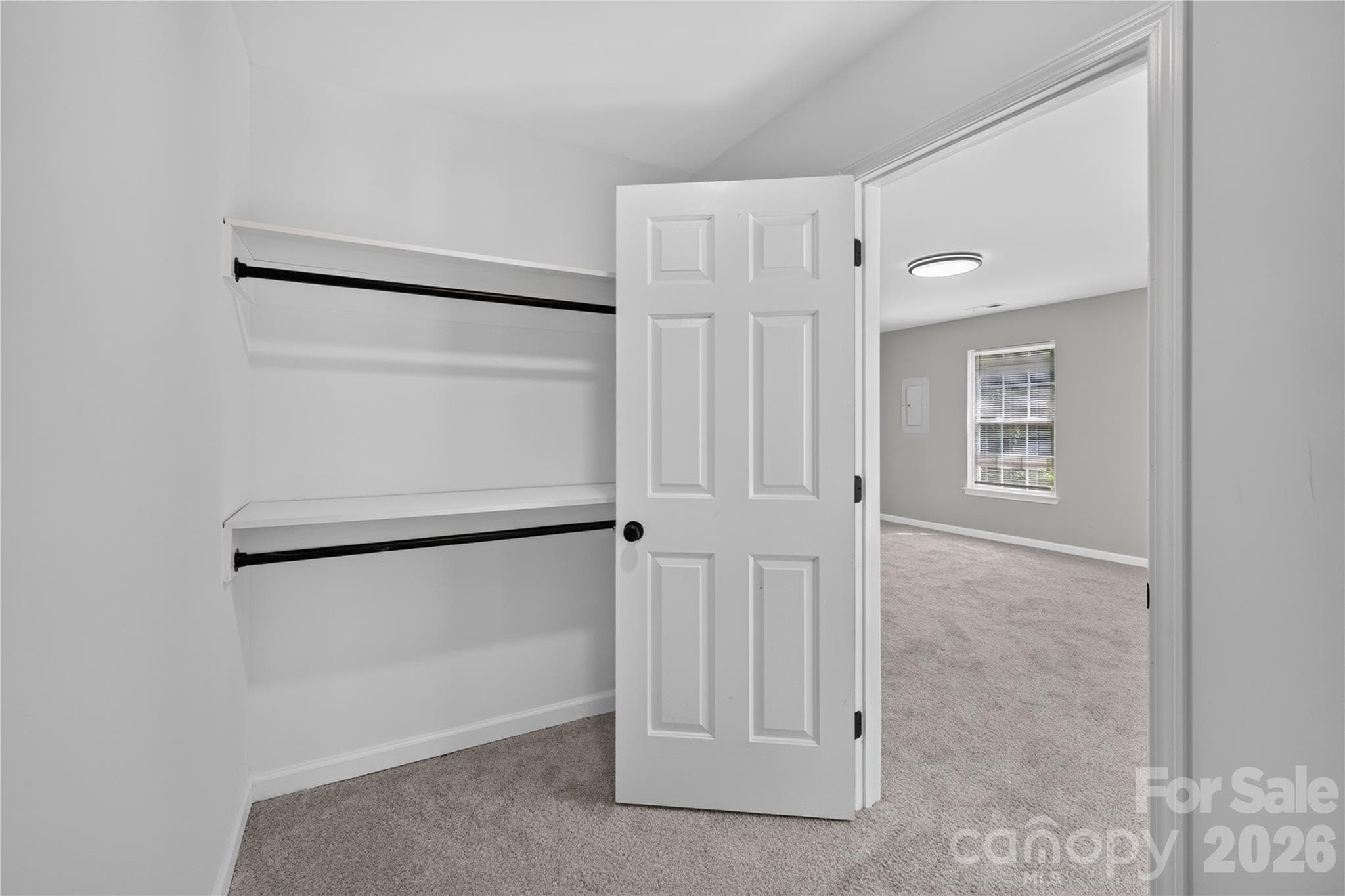 Single Family Residence at 702 Foxborough Road, Charlotte, photo 13 of 28