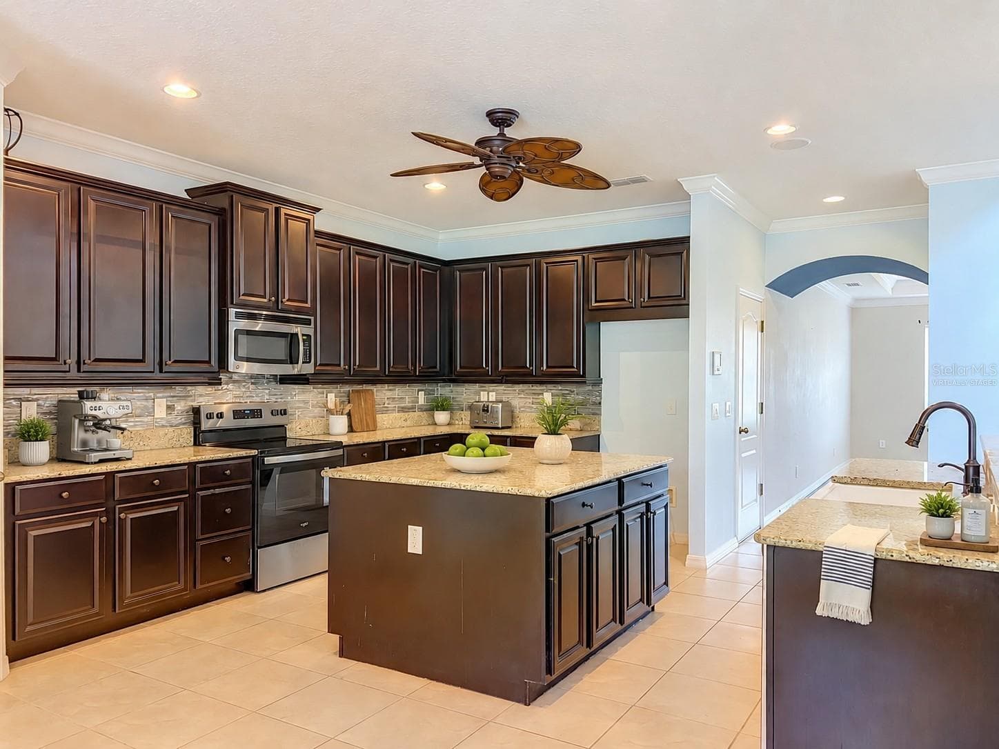 virtually staged - 3012 SAN LEO DR, ORLANDO
