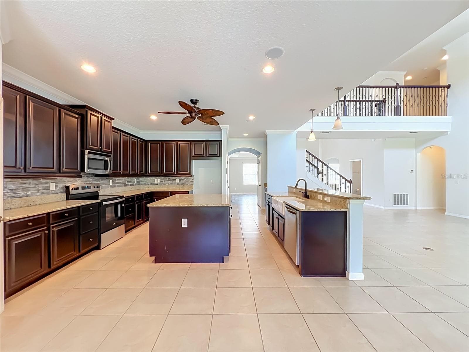 Single Family Residence at 3012 SAN LEO DR, ORLANDO, photo 29 of 80