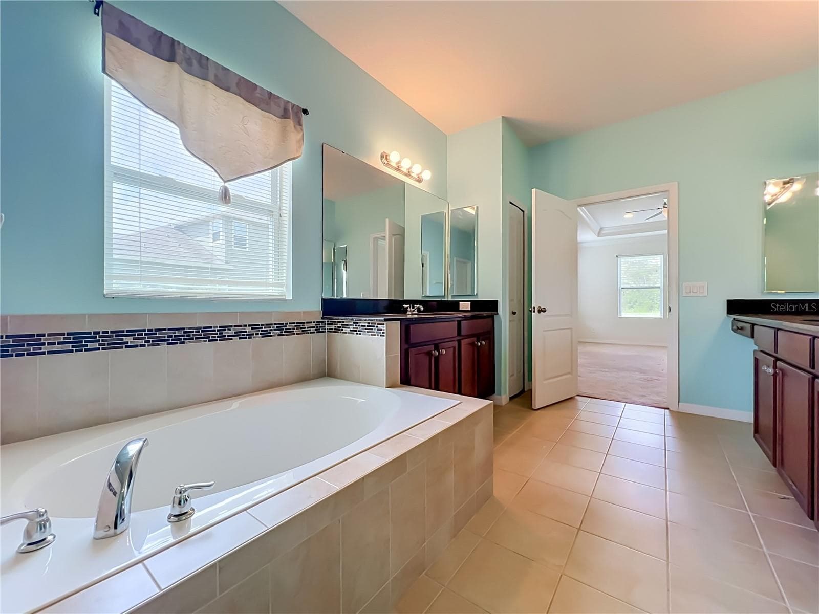 Single Family Residence at 3012 SAN LEO DR, ORLANDO, photo 35 of 80