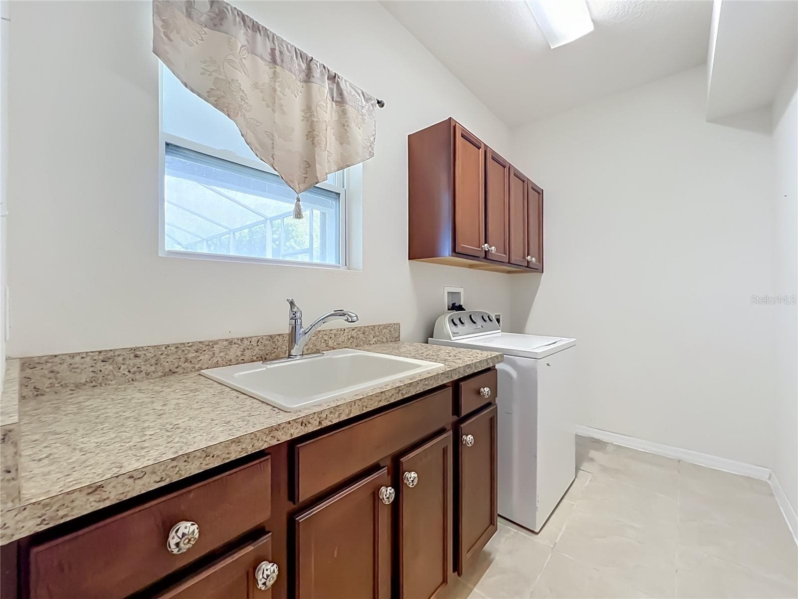 Single Family Residence at 3012 SAN LEO DR, ORLANDO, photo 70 of 80