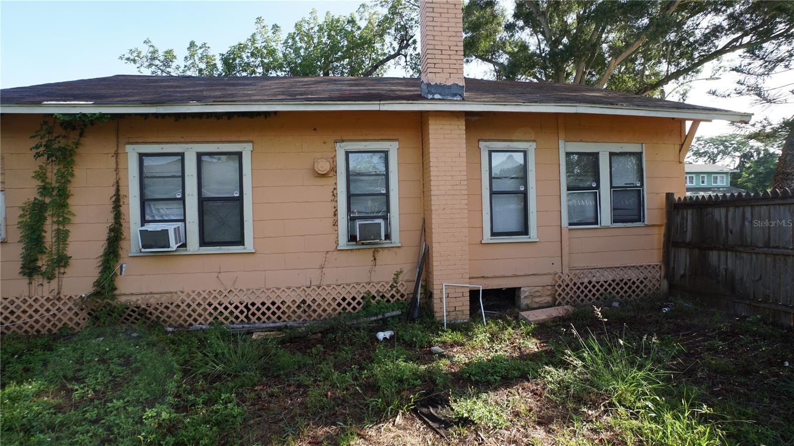 Single Family Residence at 2135 44TH ST S, ST PETERSBURG, photo 2 of 10