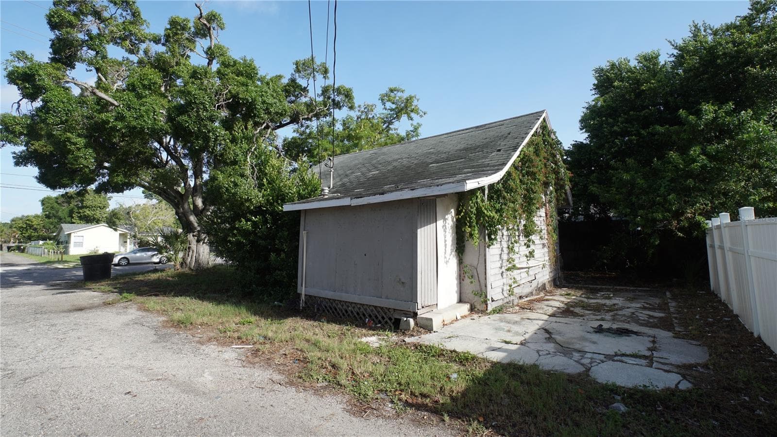 Single Family Residence at 2135 44TH ST S, ST PETERSBURG, photo 3 of 10