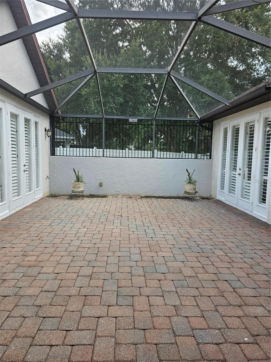 Single Family Residence at 33116 IRONGATE DR, LEESBURG, photo 9 of 95