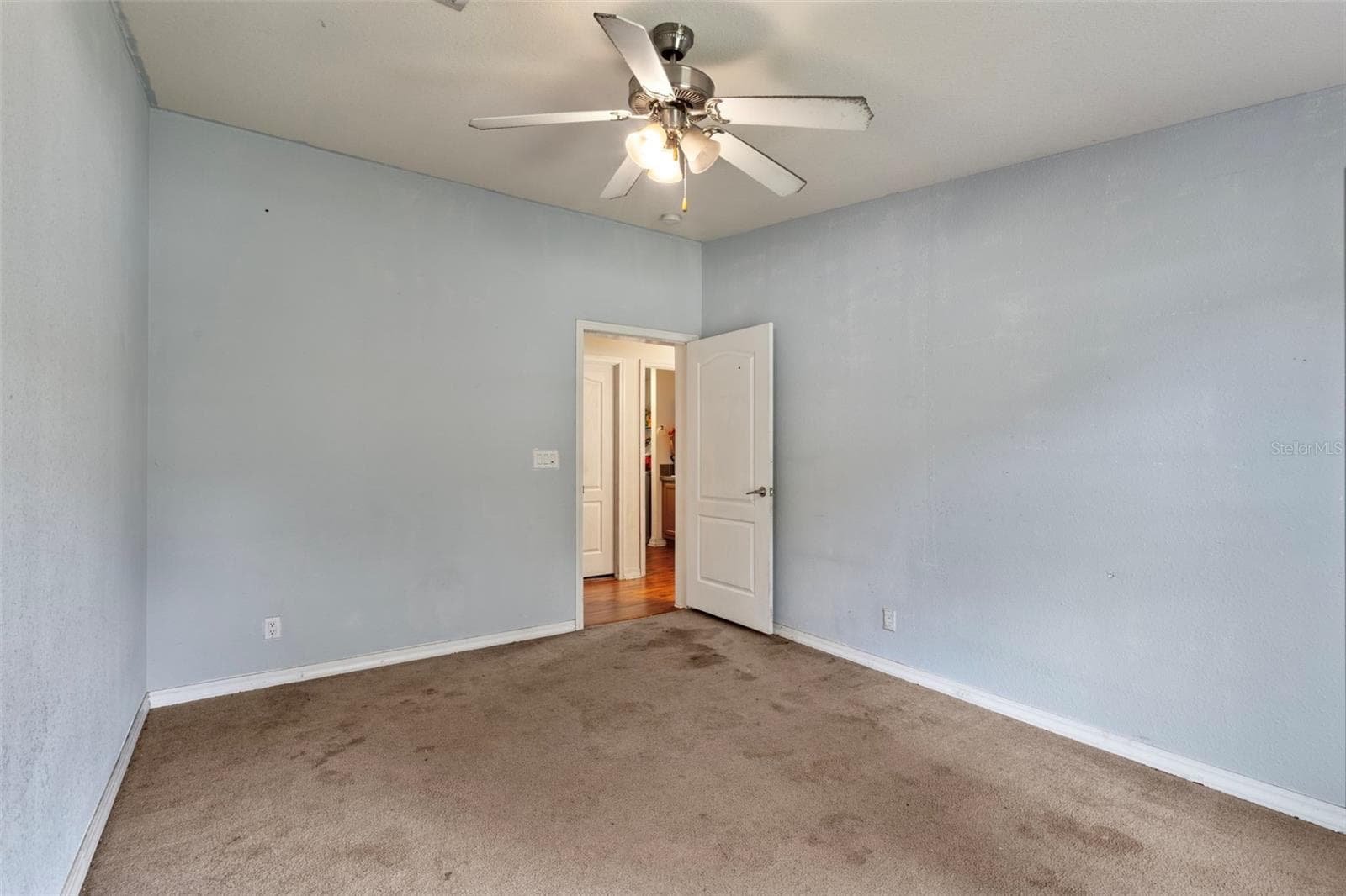 Manufactured Home at 17171 NW 80TH TER, TRENTON, photo 18 of 33