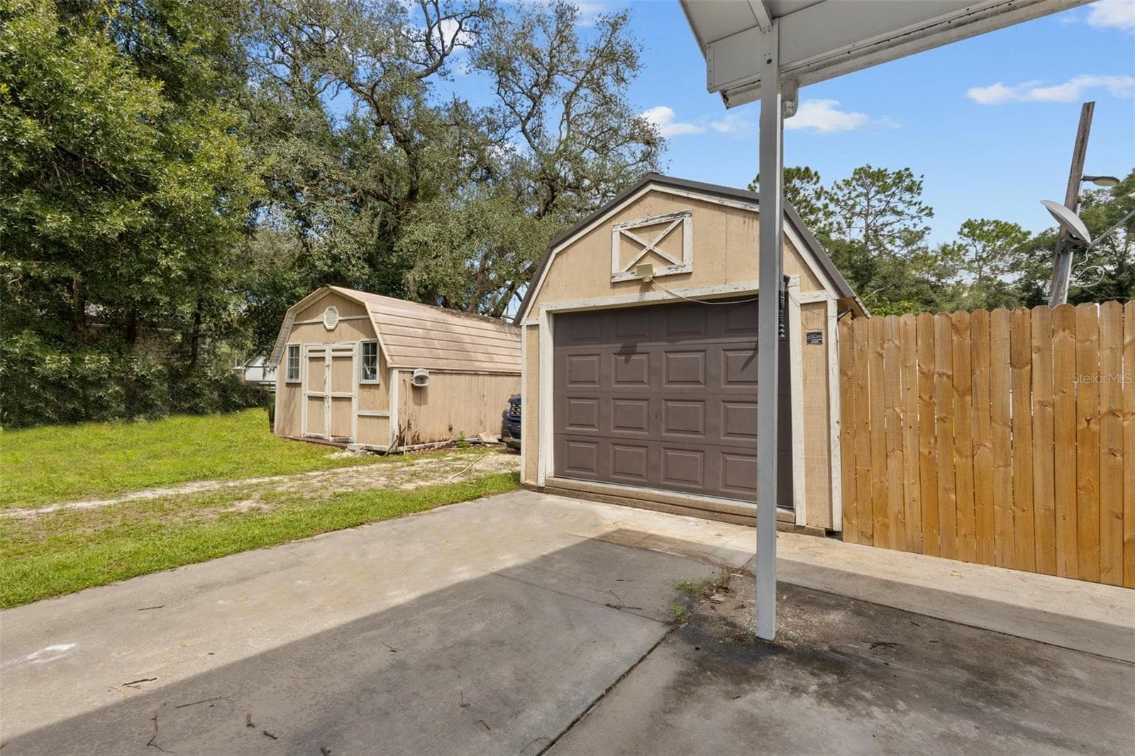 Manufactured Home at 17171 NW 80TH TER, TRENTON, photo 26 of 33