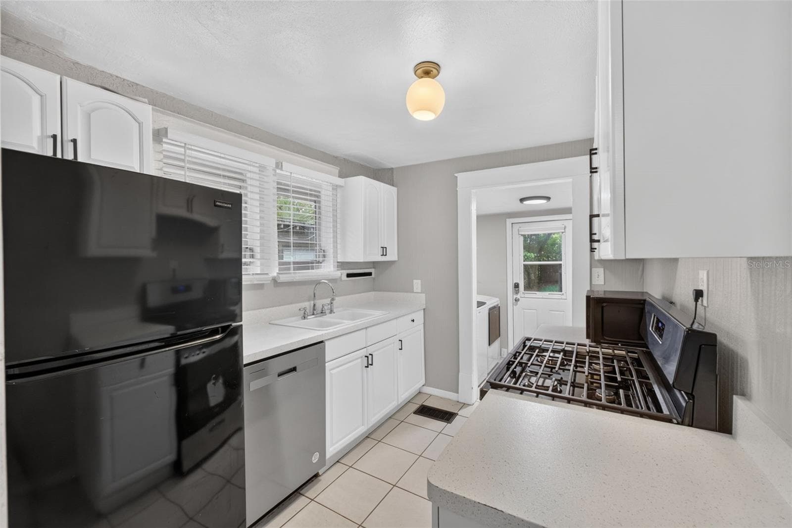 Kitchen - 1627 E CONCORD ST, ORLANDO