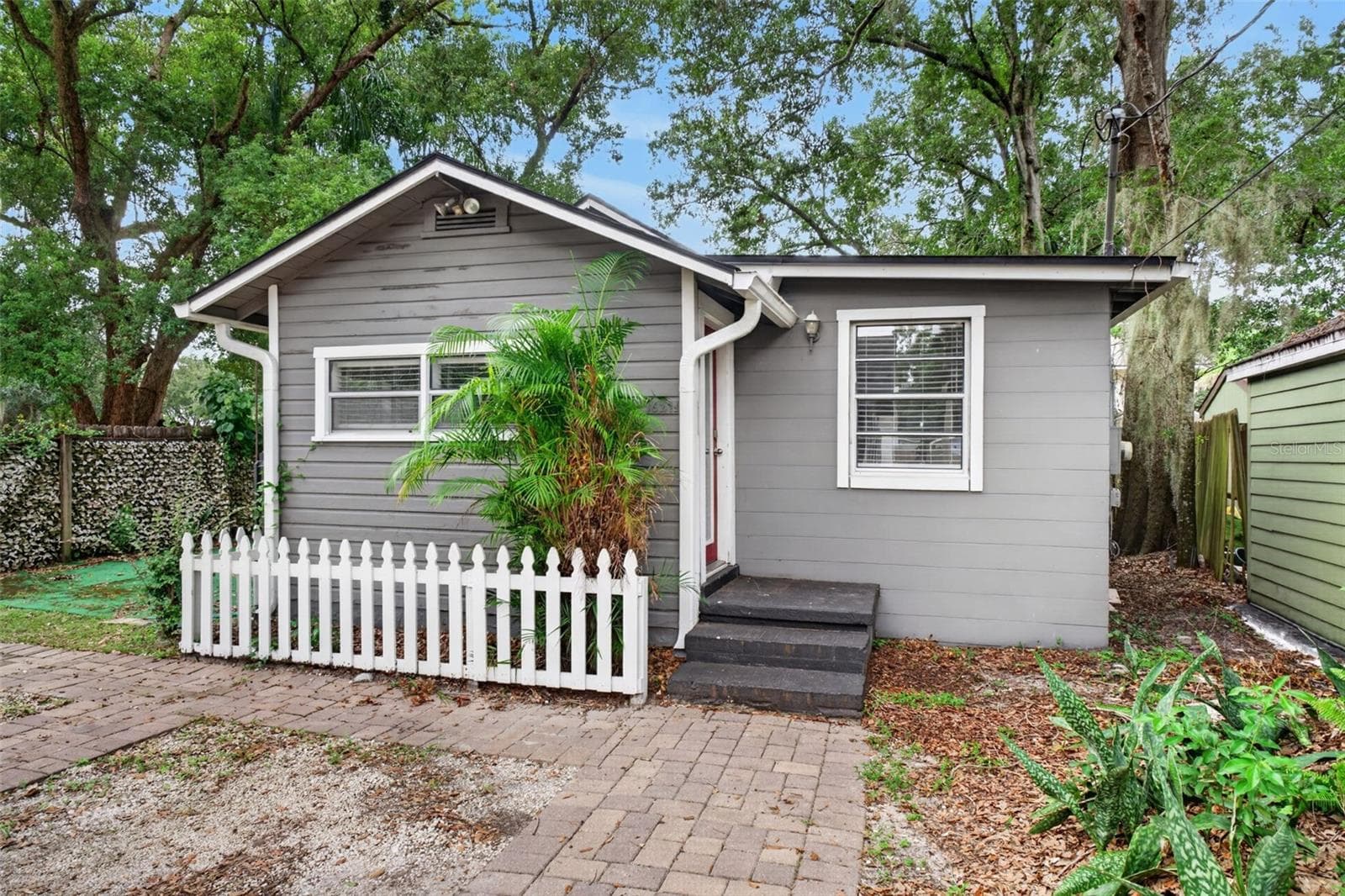 Single Family Residence at 1627 E CONCORD ST, ORLANDO, photo 11 of 19