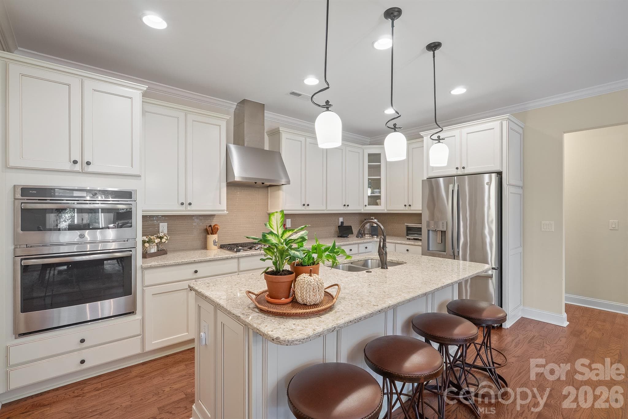 Single Family Residence at 2205 Lincolnshire Lane, Waxhaw, photo 12 of 39