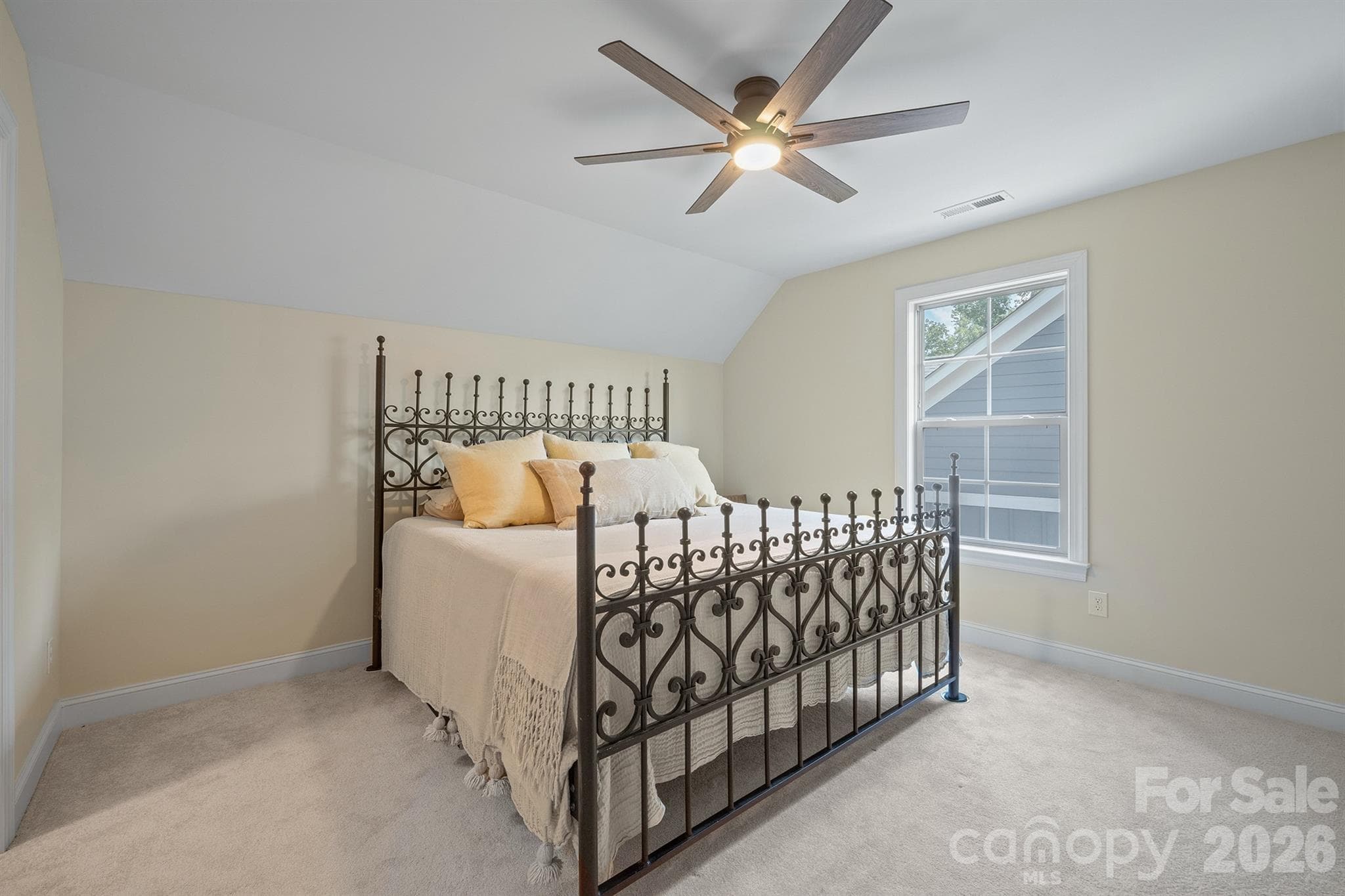 Single Family Residence at 2205 Lincolnshire Lane, Waxhaw, photo 28 of 39