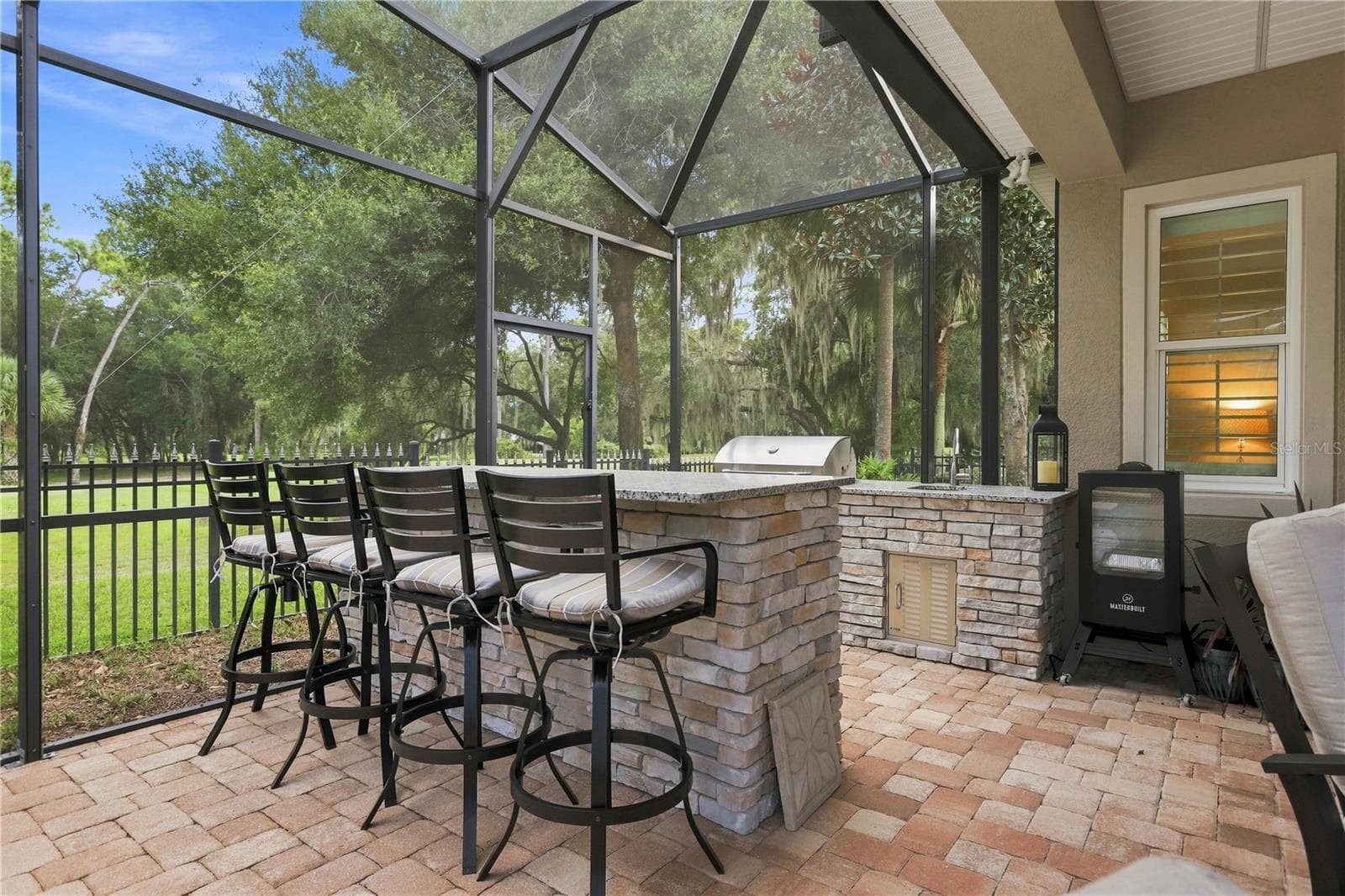 Outdoor Kitchen - 114 IVYDALE MANOR DR, DELAND