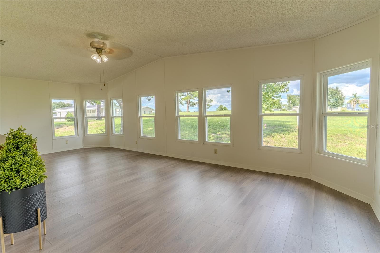 Manufactured Home at 2693 CAYMAN CIR #R41, ZELLWOOD, photo 12 of 38