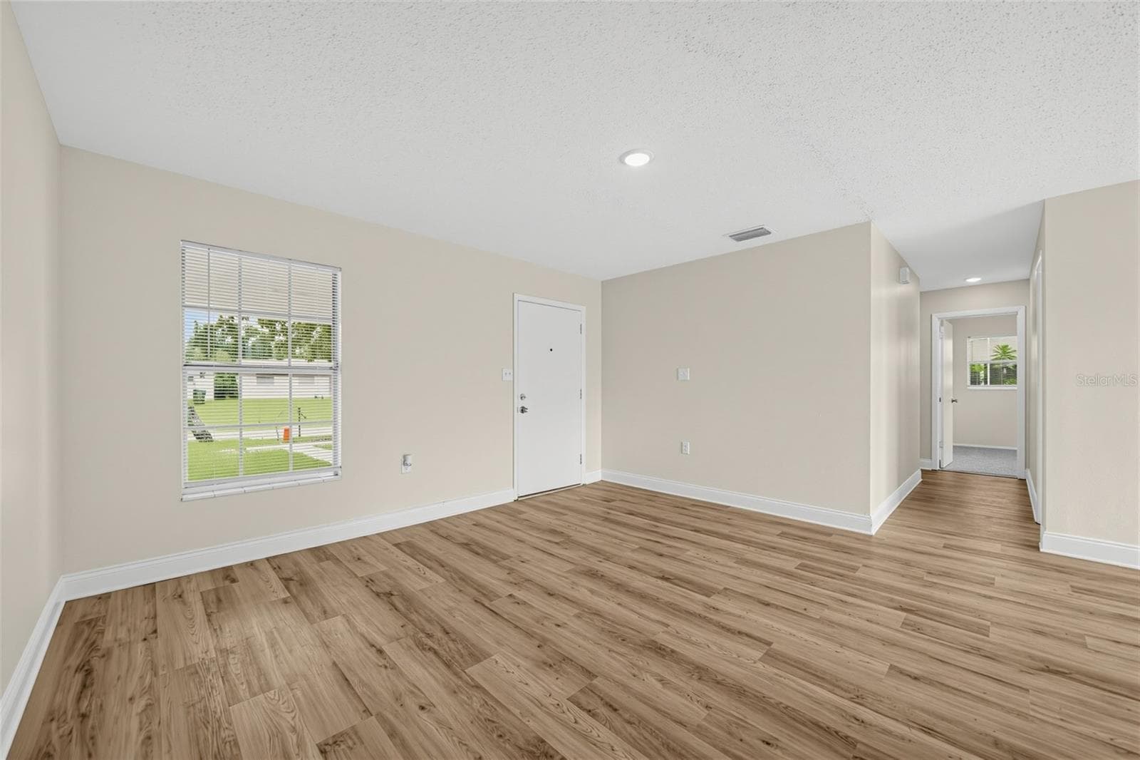 Single Family Residence at 5635 STULL AVE, ORLANDO, photo 4 of 20