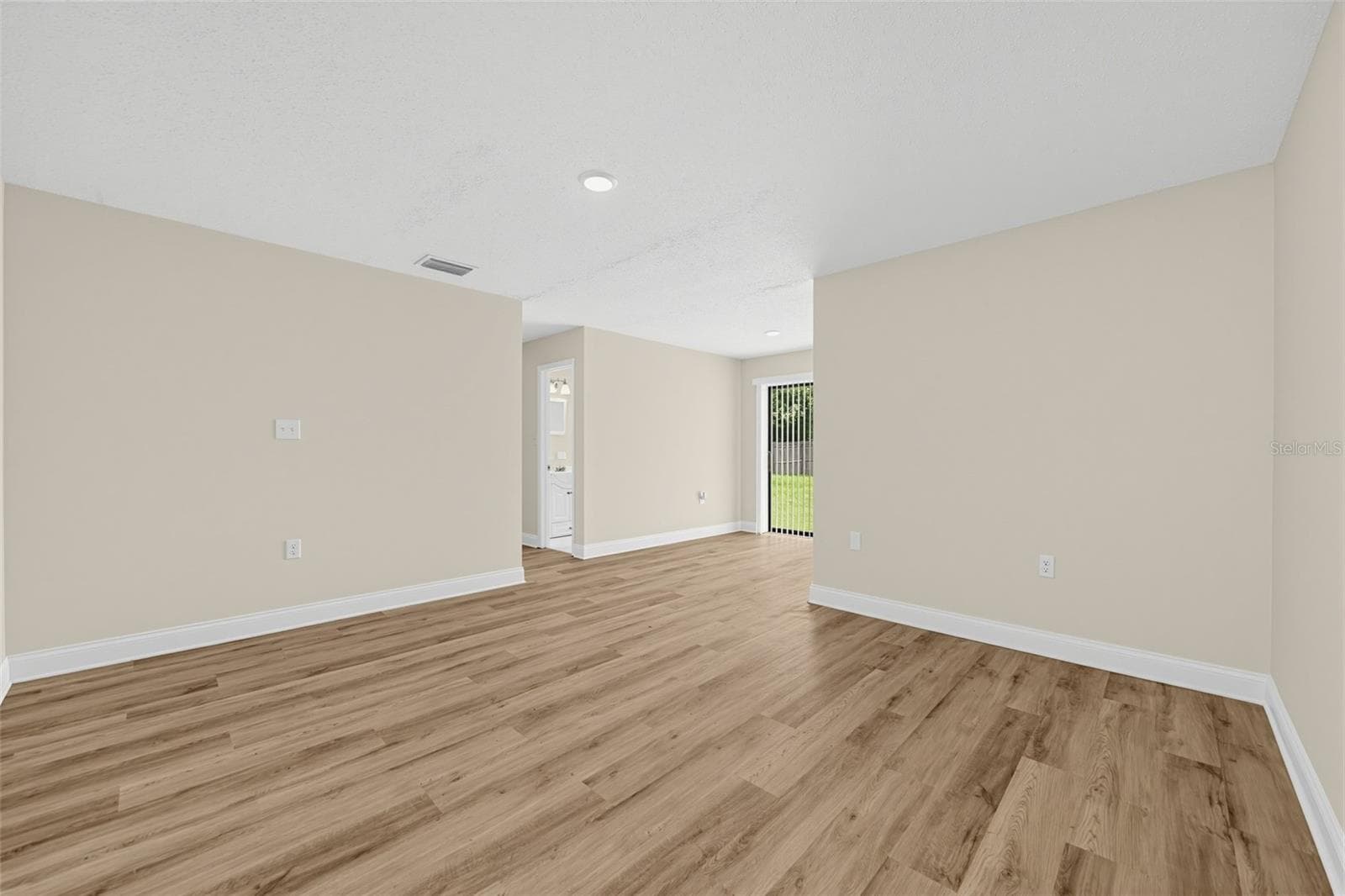 Single Family Residence at 5635 STULL AVE, ORLANDO, photo 5 of 20