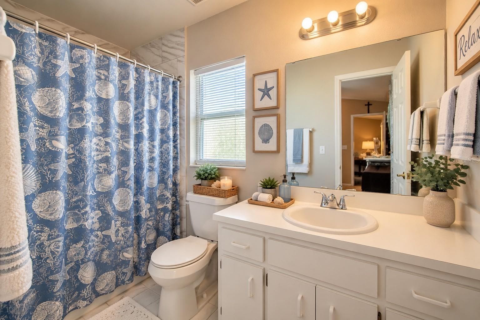 staged - 7212 PEBBLE PASS LOOP, LAKELAND