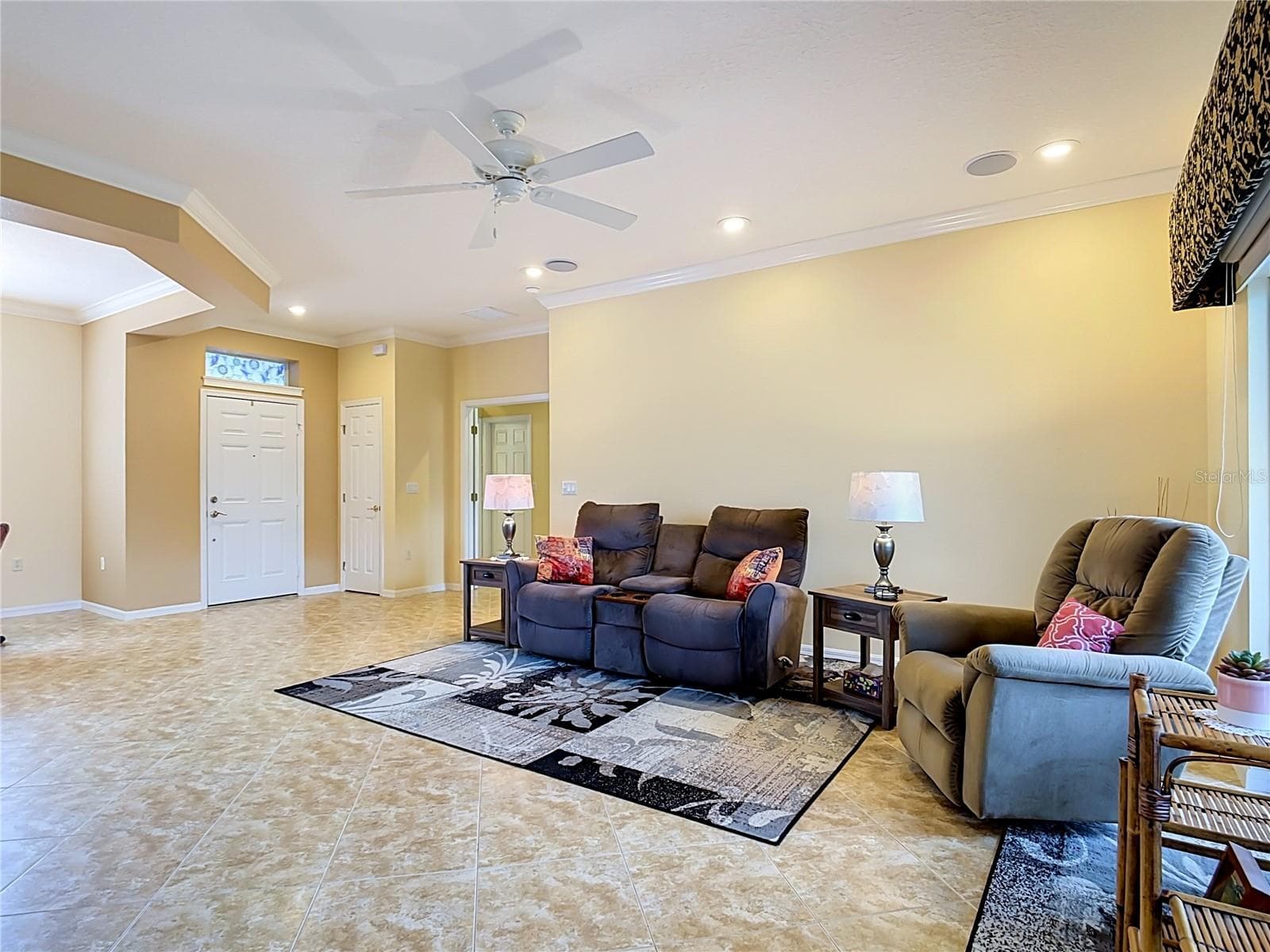 Great for Entertaining - 320 SORRENTO RD, POINCIANA