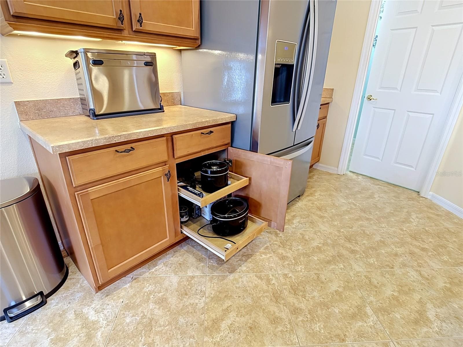 Double Pull Out Drawers - 320 SORRENTO RD, POINCIANA