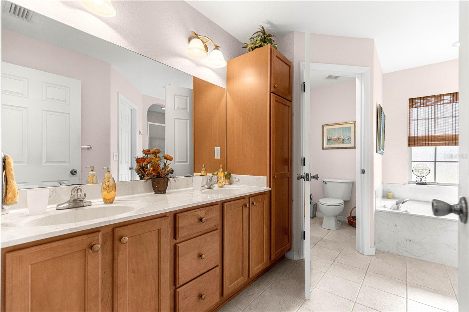 Single Family Residence at 12225 SE 173RD STREET, SUMMERFIELD, photo 12 of 38
