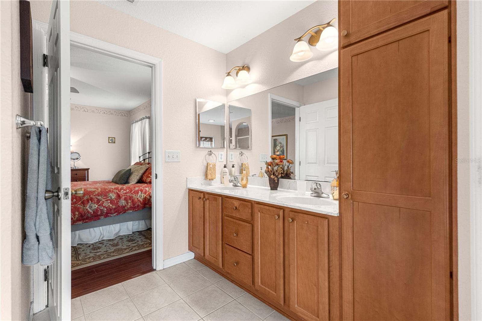 Single Family Residence at 12225 SE 173RD STREET, SUMMERFIELD, photo 14 of 38