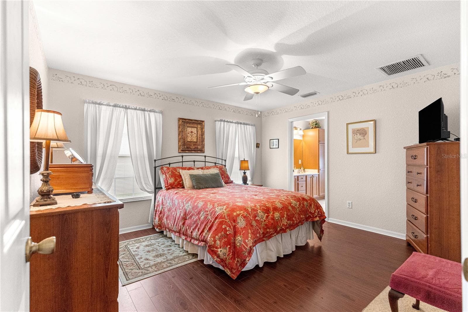 Single Family Residence at 12225 SE 173RD STREET, SUMMERFIELD, photo 18 of 38