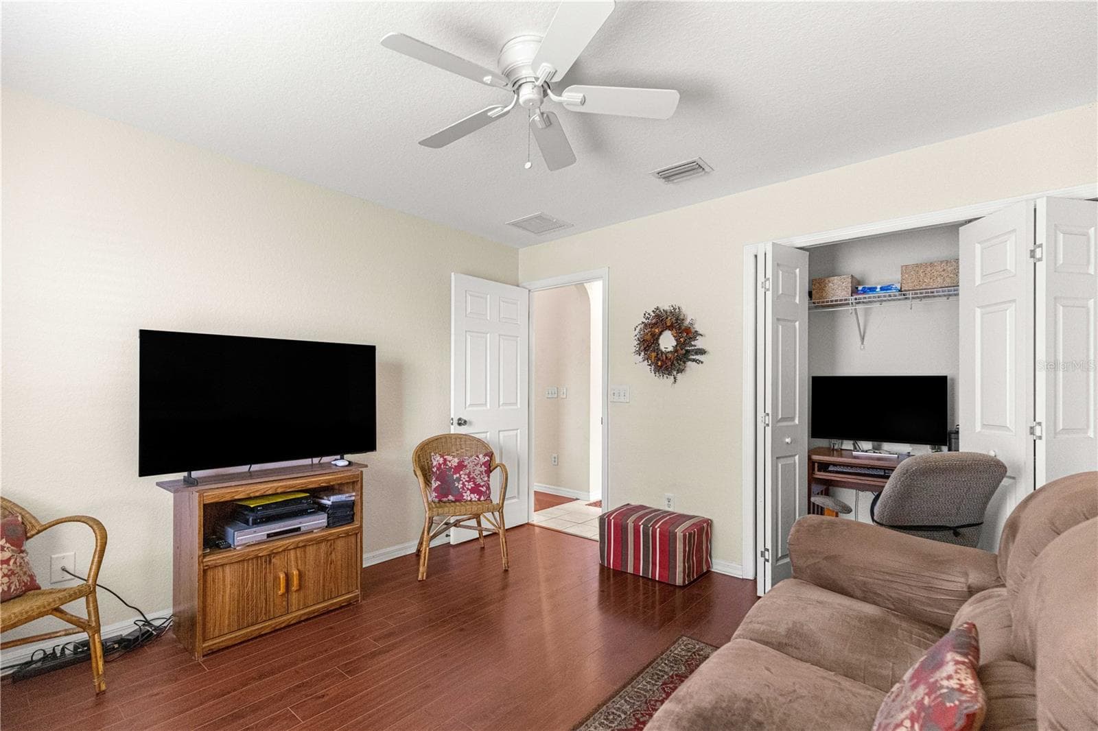 Single Family Residence at 12225 SE 173RD STREET, SUMMERFIELD, photo 22 of 38