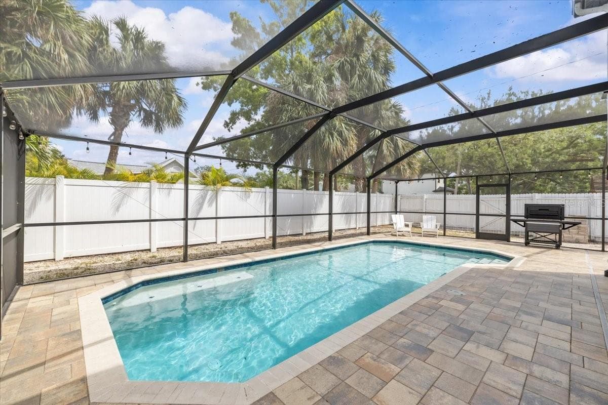 Single Family Residence at 7318 S KISSIMMEE ST, TAMPA, photo 22 of 40