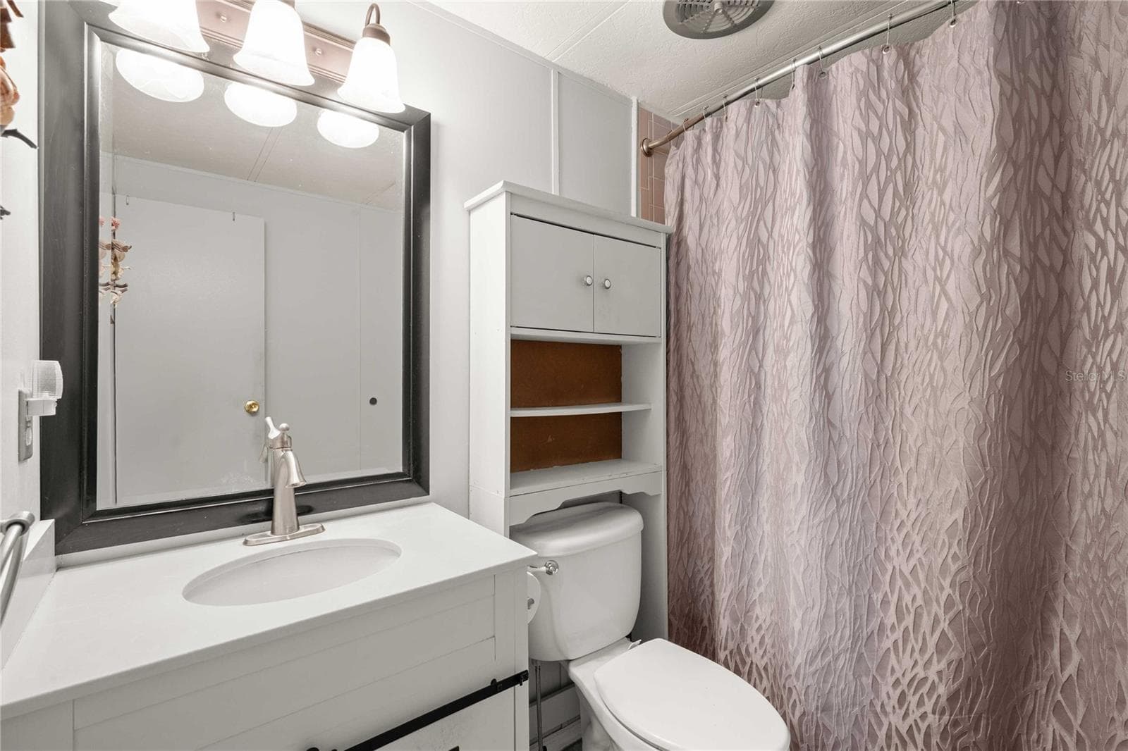 Manufactured Home at 36346 LE SABRE WAY, ZEPHYRHILLS, photo 17 of 37