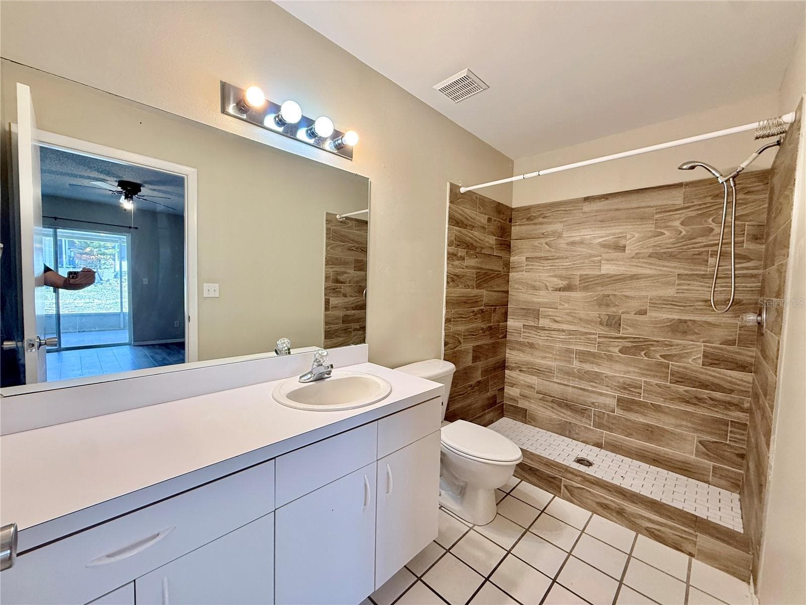 Condominium at 350 WINTER RIDGE BLVD #350, WINTER HAVEN, photo 12 of 22